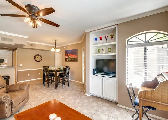 Holiday home Condo: 0.3 Mi To Pickleball Courts! Scottsdale