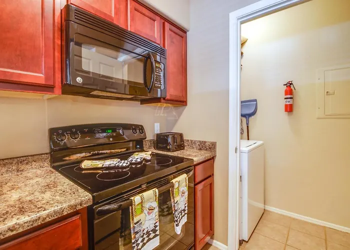 Holiday home Condo: 0.3 Mi To Pickleball Courts!