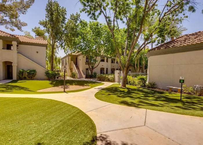 Condo: 0.3 Mi To Pickleball Courts! Holiday home Scottsdale