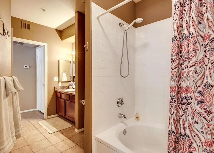 Condo: 0.3 Mi To Pickleball Courts! Holiday home *