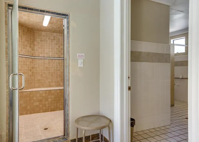 Condo: 0.3 Mi To Pickleball Courts! Scottsdale