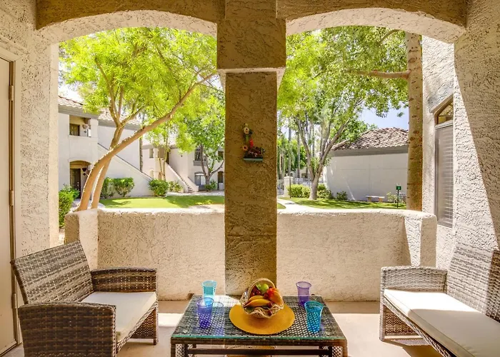 Condo: 0.3 Mi To Pickleball Courts! Scottsdale
